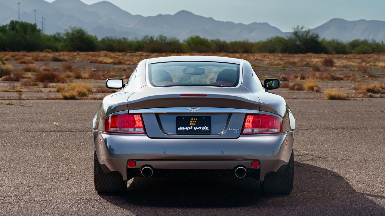 2005 Aston Martin Vanquish 1st Gen - Image 18 of 31