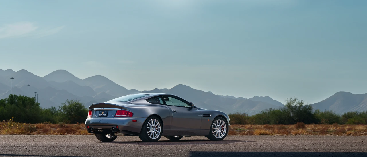 2005 Aston Martin Vanquish 1st Gen - Image 19 of 31