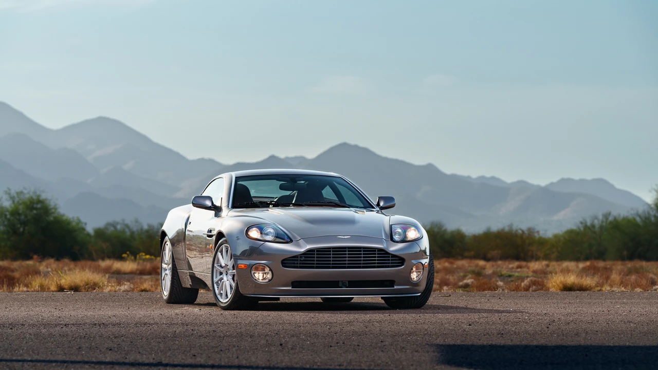 2005 Aston Martin Vanquish 1st Gen - Image 2 of 31