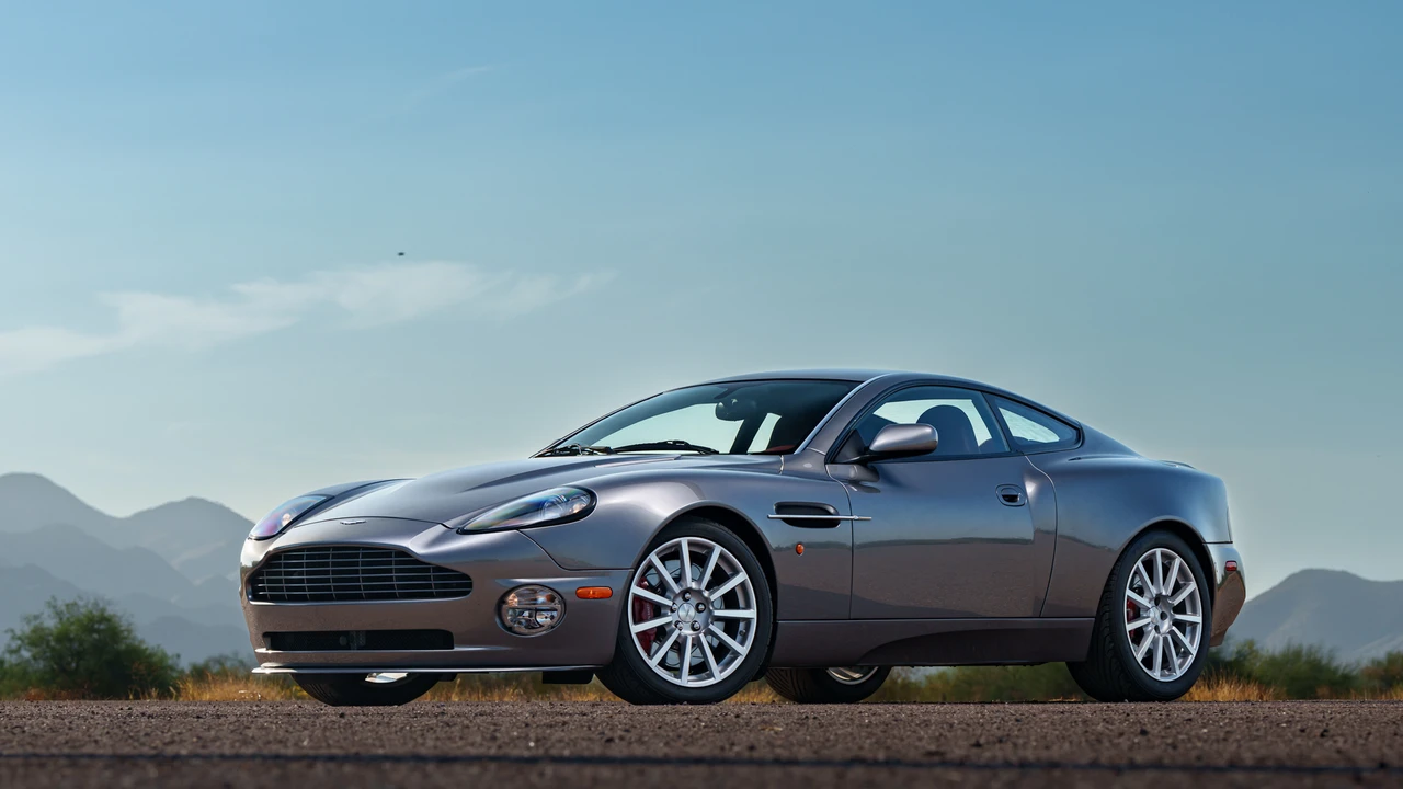 2005 Aston Martin Vanquish 1st Gen - Image 8 of 31