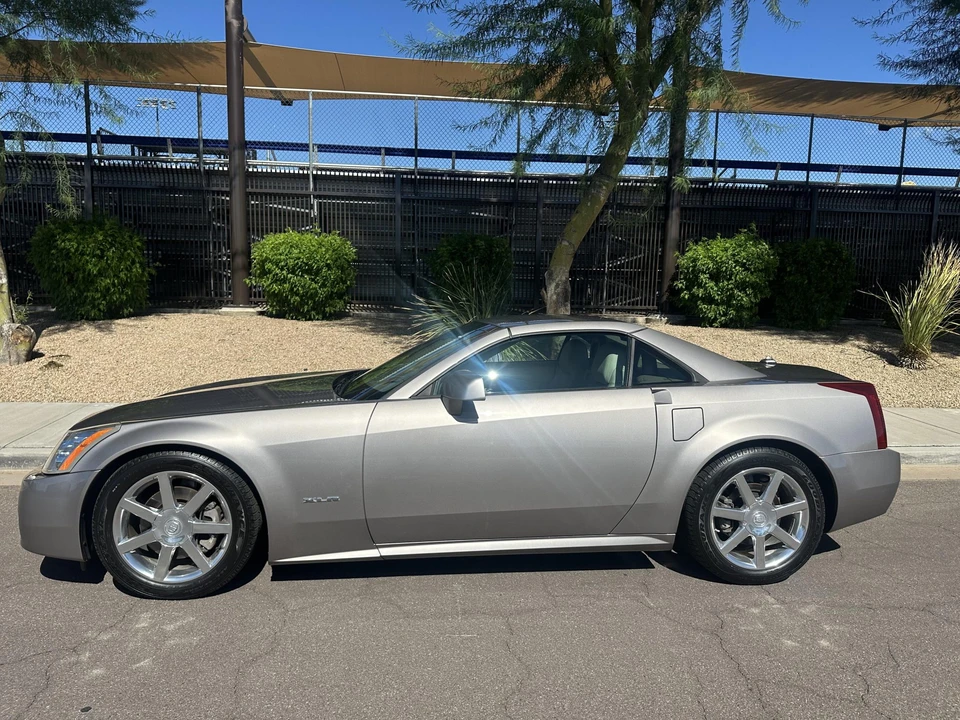 2005 Cadillac XLR - Image 31 of 31
