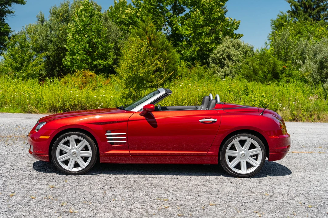 2005 Chrysler Crossfire - Image 20 of 31