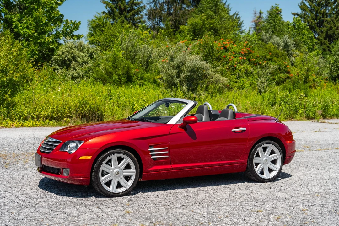 2005 Chrysler Crossfire - Image 18 of 31