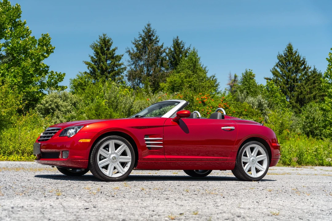 2005 Chrysler Crossfire - Image 17 of 31
