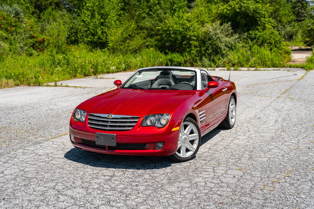 2005 Chrysler Crossfire - Image 10 of 31