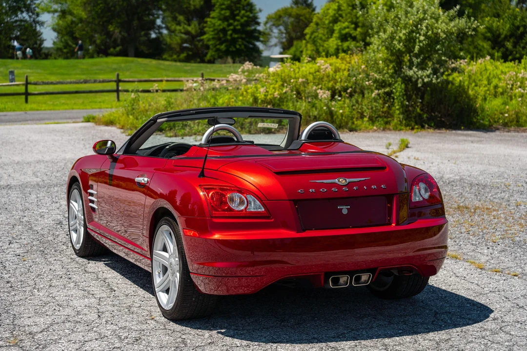 2005 Chrysler Crossfire - Image 28 of 31