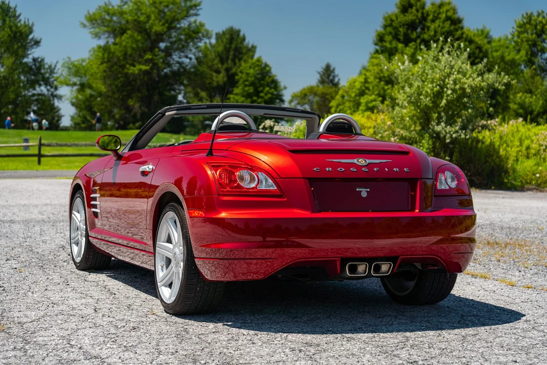 2005 Chrysler Crossfire - Image 27 of 31