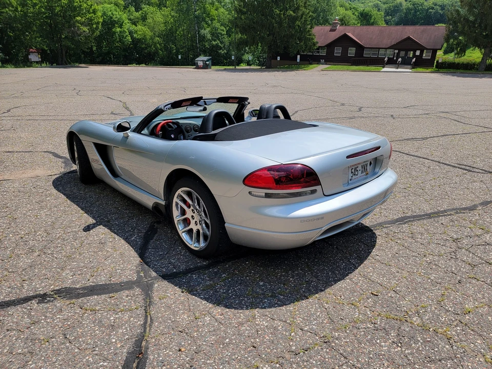 2005 Dodge Viper 3rd Gen - Image 18 of 31