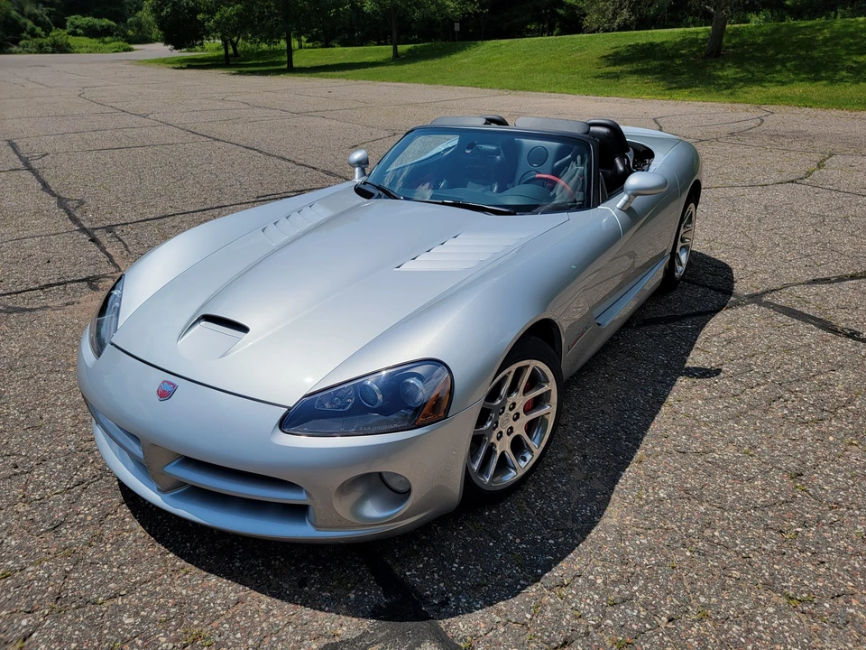 2005 Dodge Viper 3rd Gen - Image 5 of 31