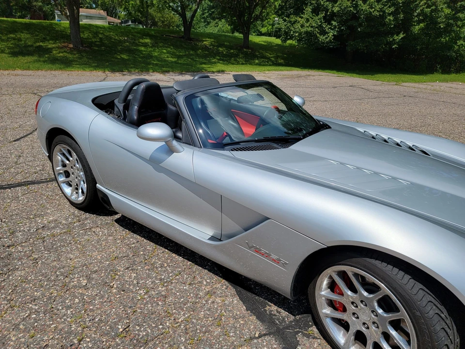 2005 Dodge Viper 3rd Gen - Image 10 of 31
