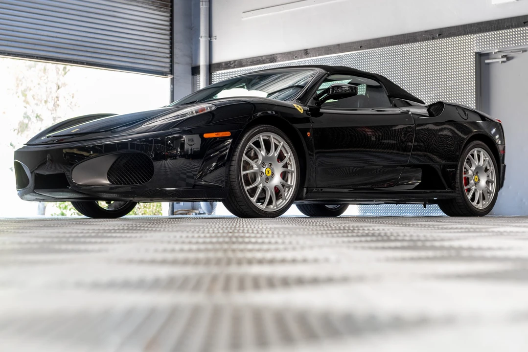 2005 Ferrari F430 Spider - Image 2 of 31