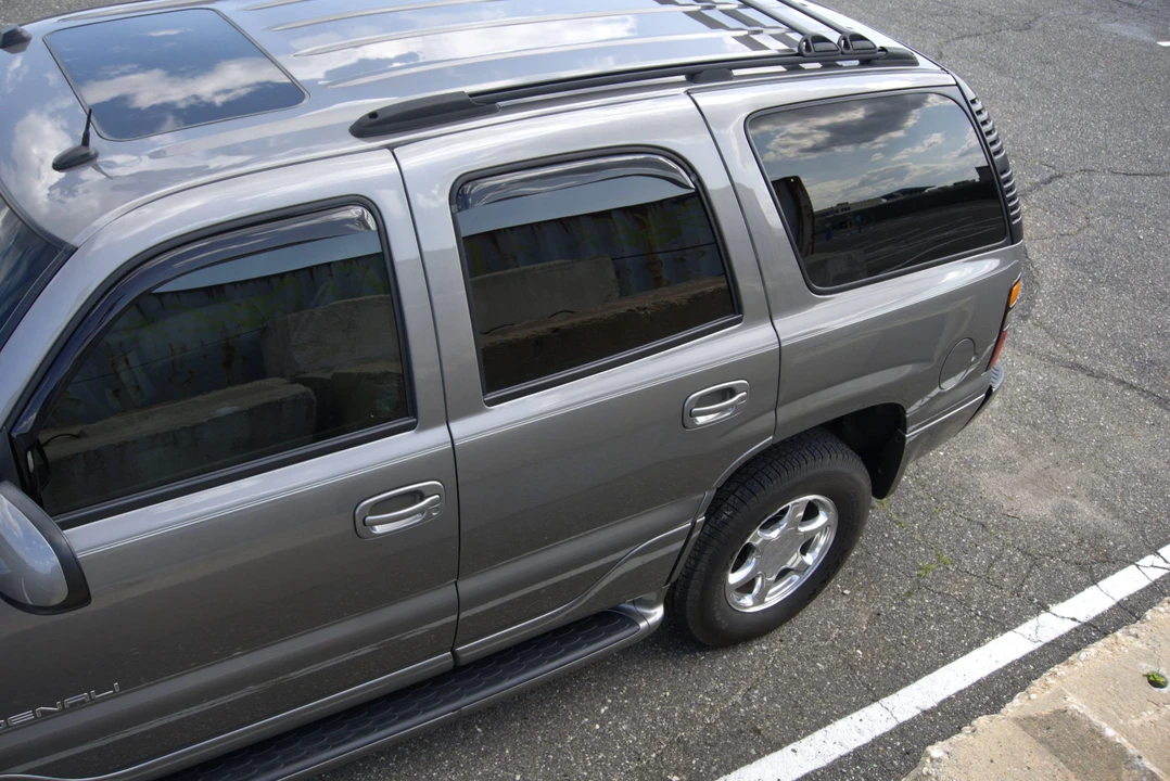2005 GMC Yukon 2nd Gen - Image 22 of 31