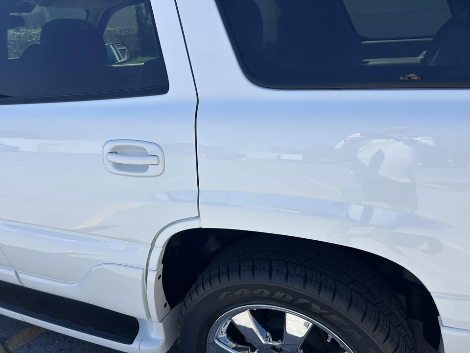 2005 GMC Yukon 2nd Gen - Image 23 of 31