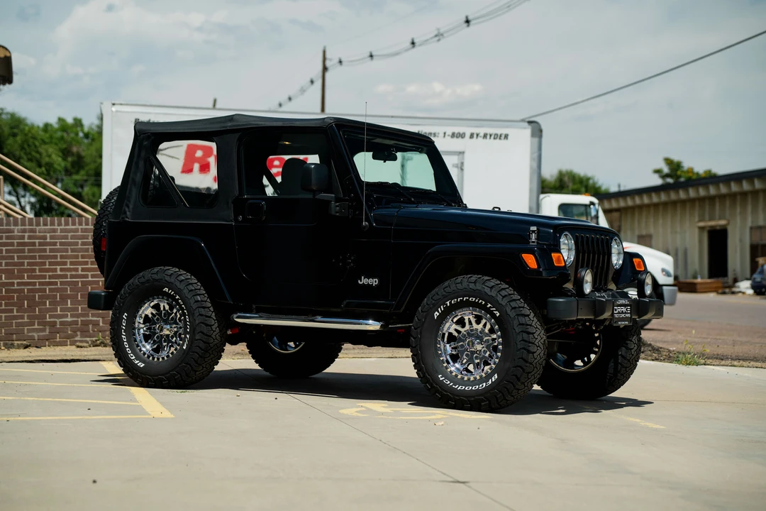 2005 Jeep TJ Wrangler - Image 9 of 31
