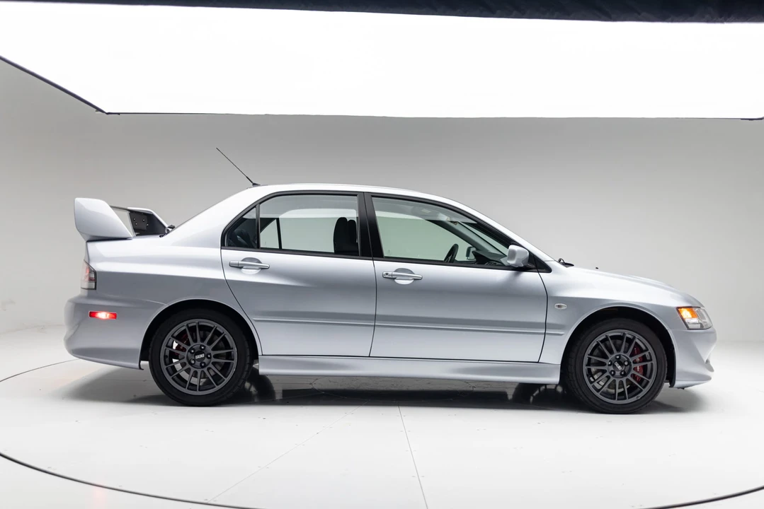 2005 Mitsubishi Lancer Evolution VIII 7th Gen - Image 3 of 31