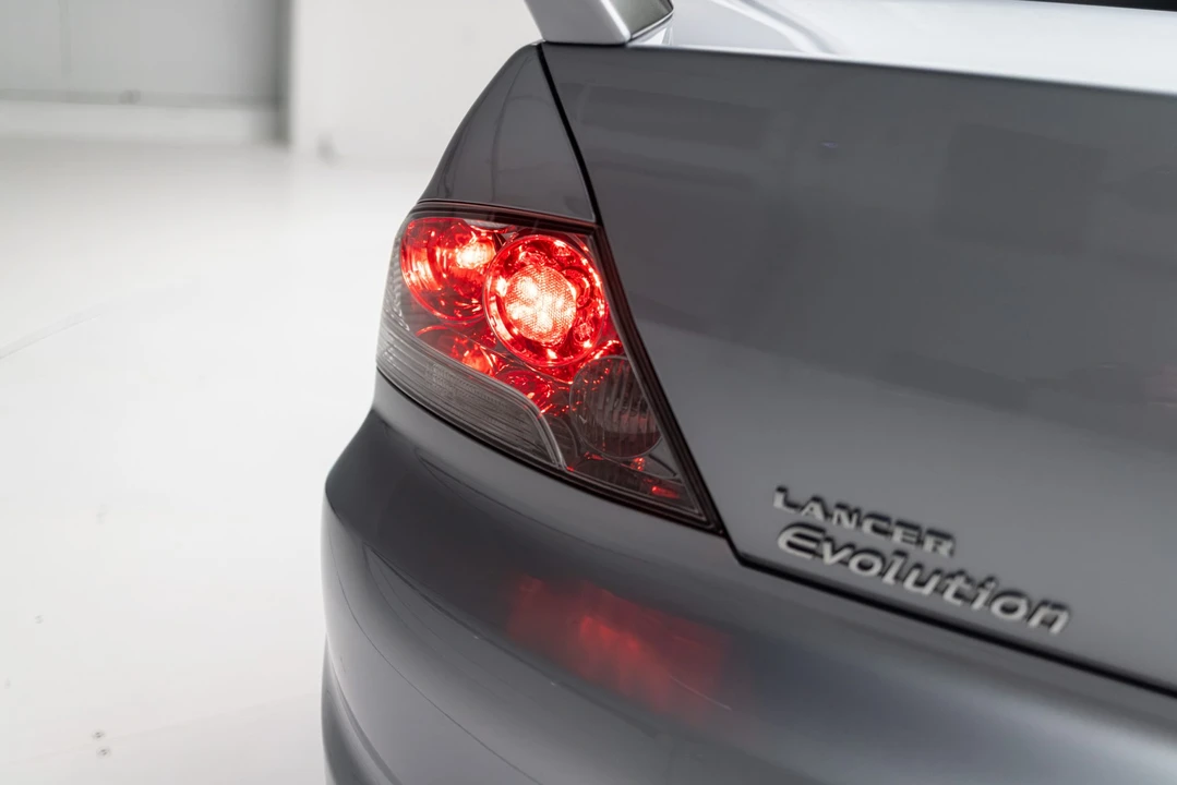 2005 Mitsubishi Lancer Evolution VIII 7th Gen - Image 13 of 31