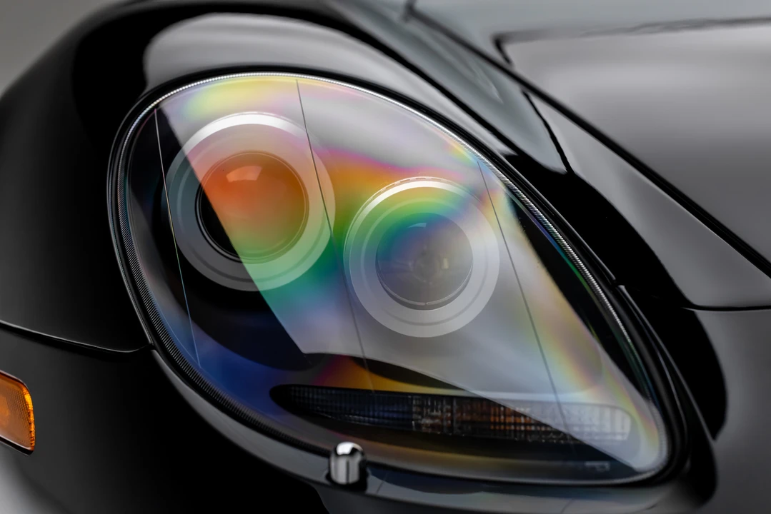 2005 Porsche Carrera GT - Image 23 of 31