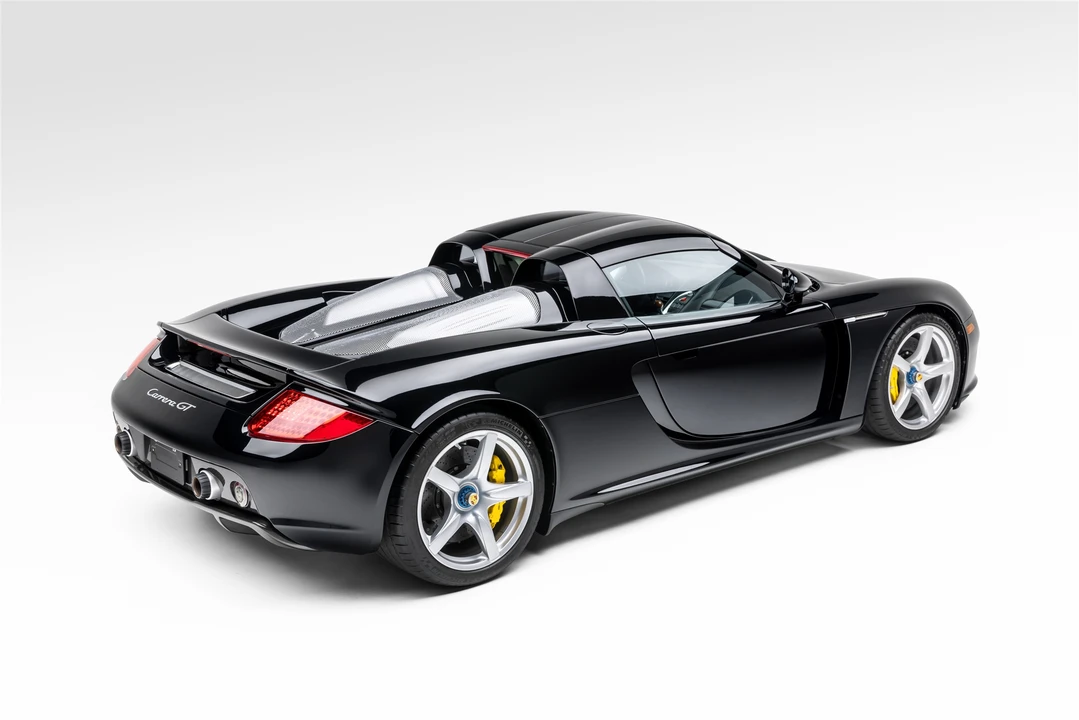 2005 Porsche Carrera GT - Image 15 of 31