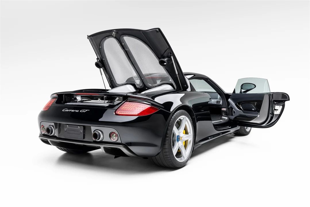 2005 Porsche Carrera GT - Image 21 of 31