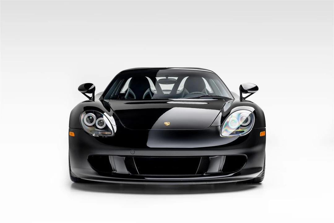 2005 Porsche Carrera GT - Image 11 of 31