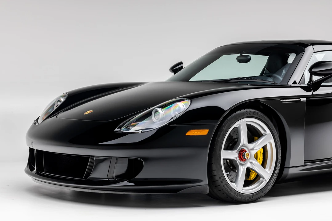2005 Porsche Carrera GT - Image 22 of 31