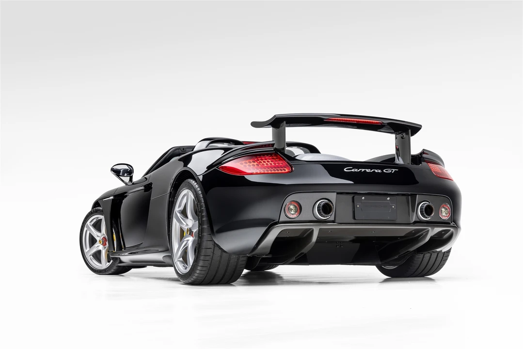 2005 Porsche Carrera GT - Image 8 of 31