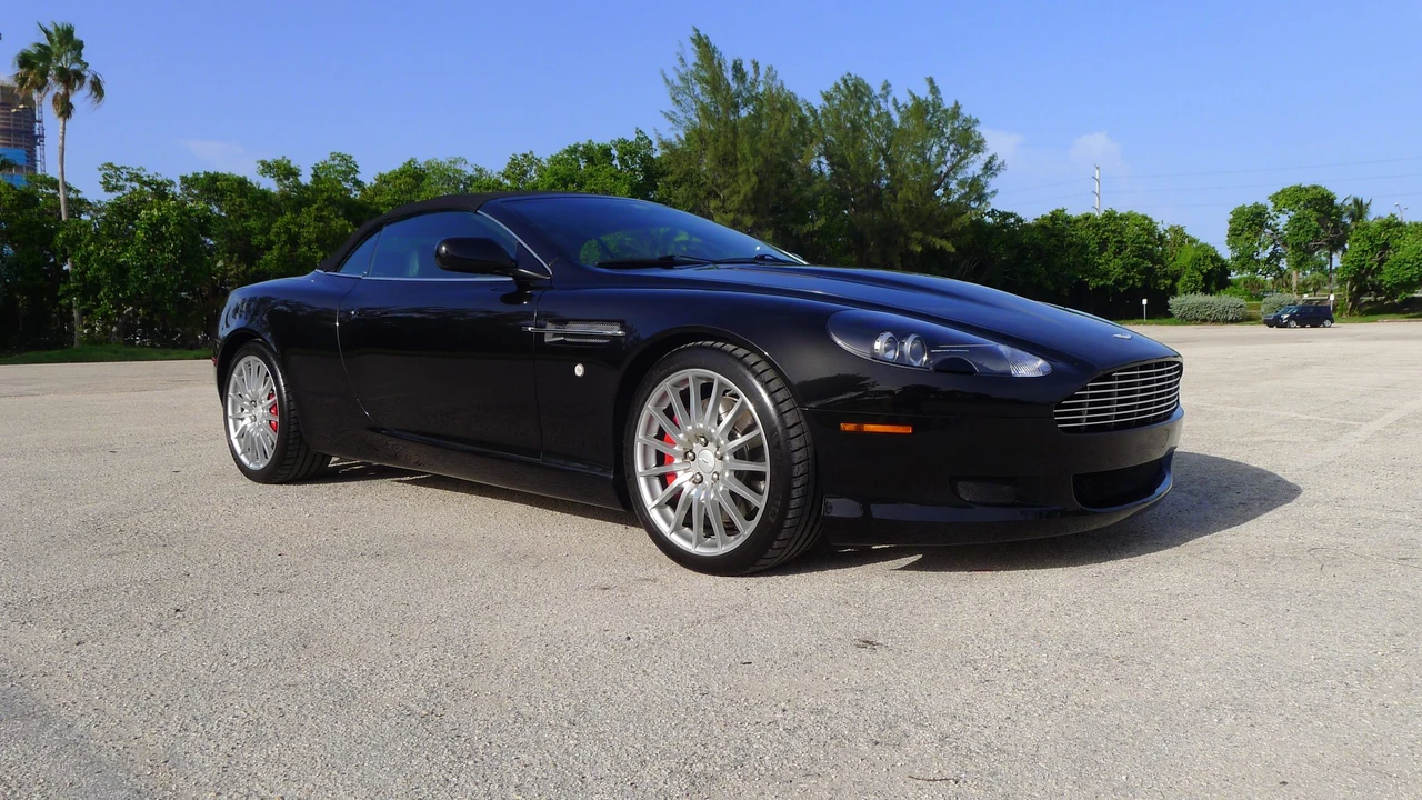 2006 Aston Martin DB9 - Image 30 of 31