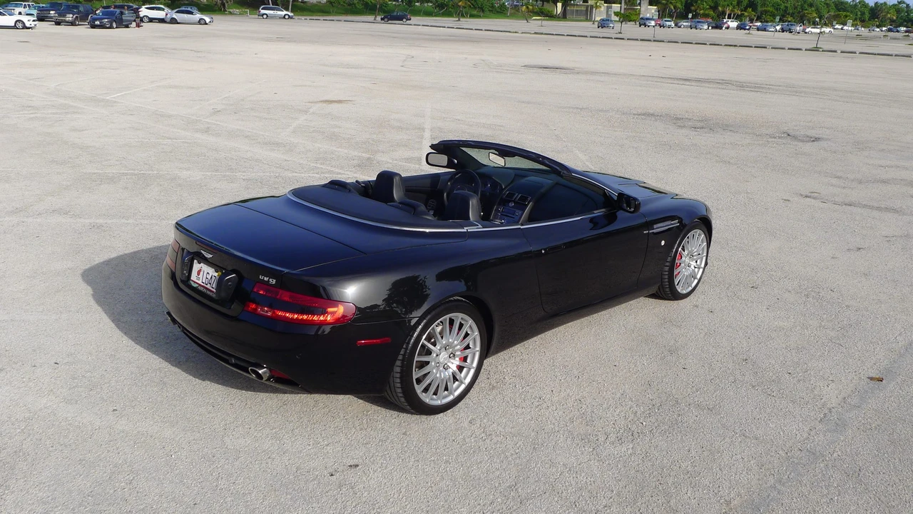 2006 Aston Martin DB9 - Image 9 of 31