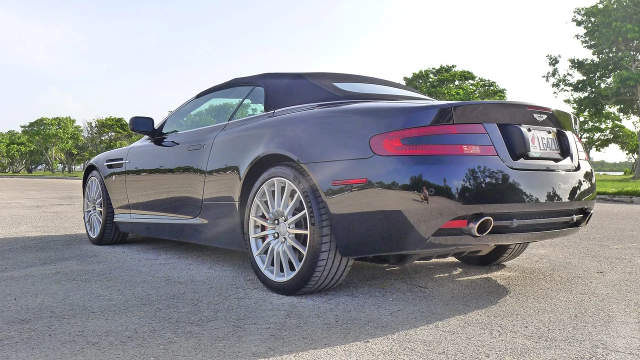 2006 Aston Martin DB9 - Image 19 of 31