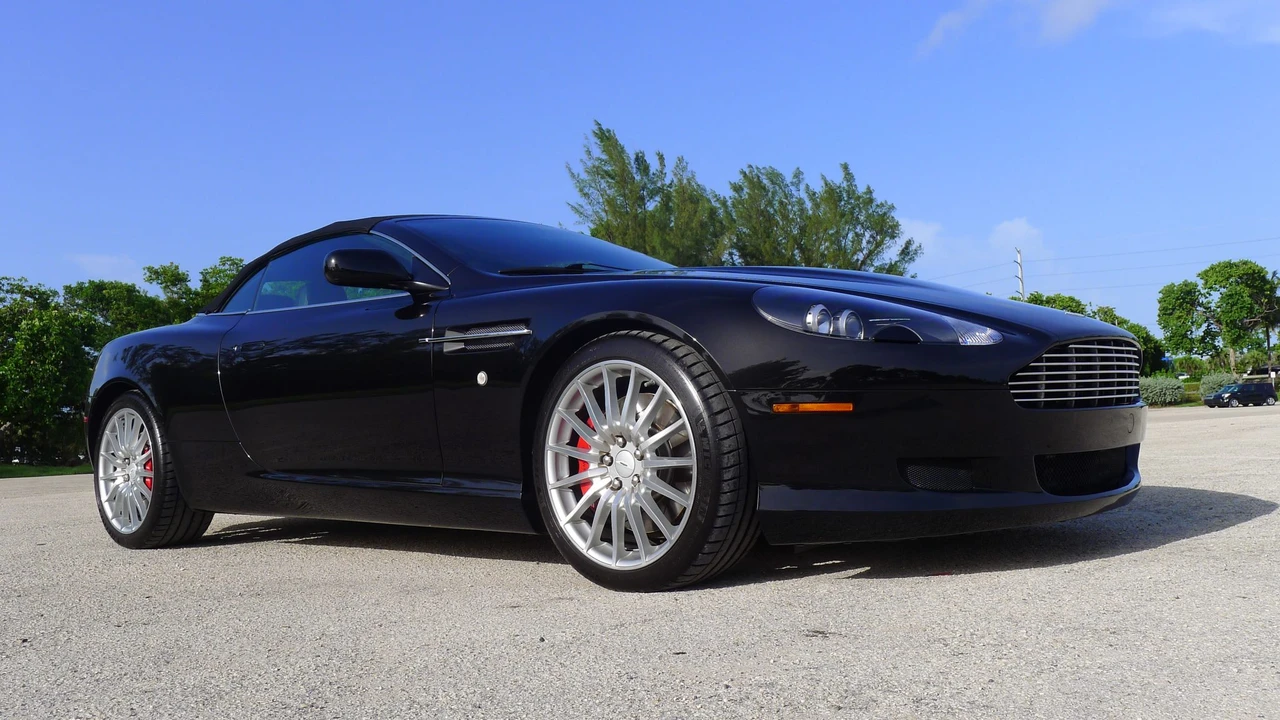 2006 Aston Martin DB9 - Image 27 of 31