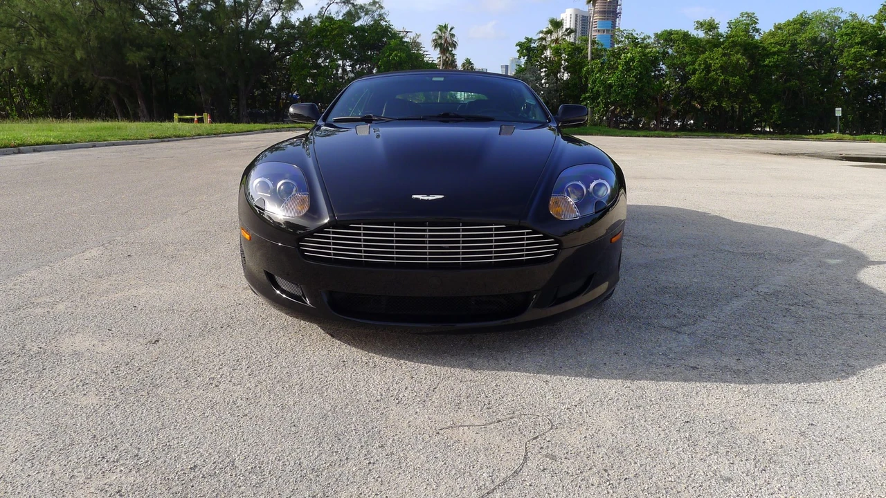 2006 Aston Martin DB9 - Image 15 of 31