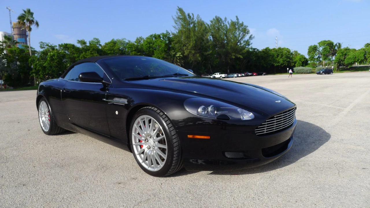 2006 Aston Martin DB9 - Image 29 of 31