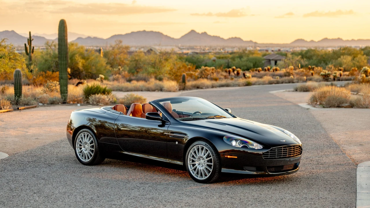 2006 Aston Martin DB9 - Image 17 of 31