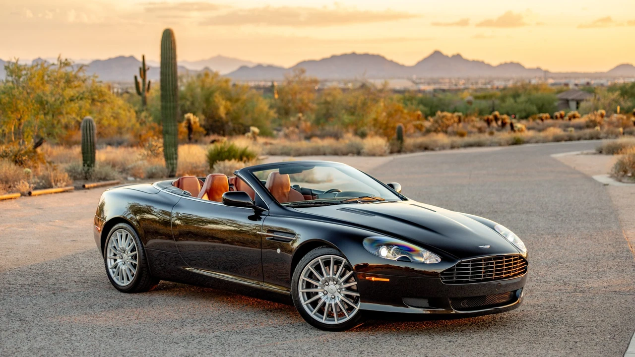2006 Aston Martin DB9 - Image 16 of 31