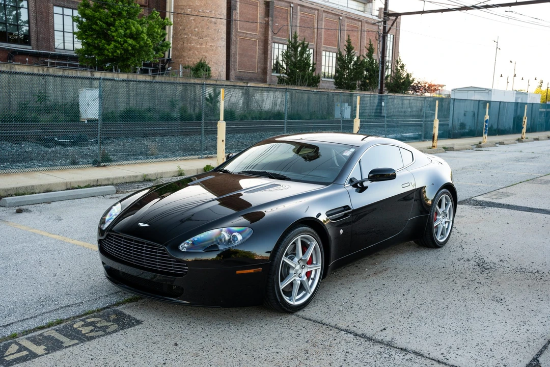 2006 Aston Martin V8 Vantage (2006-2017) - Image 8 of 31