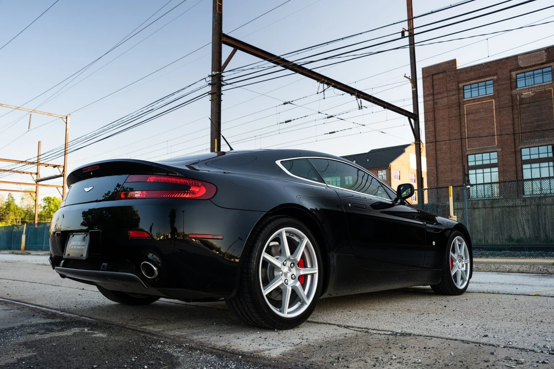 2006 Aston Martin V8 Vantage (2006-2017) - Image 19 of 31