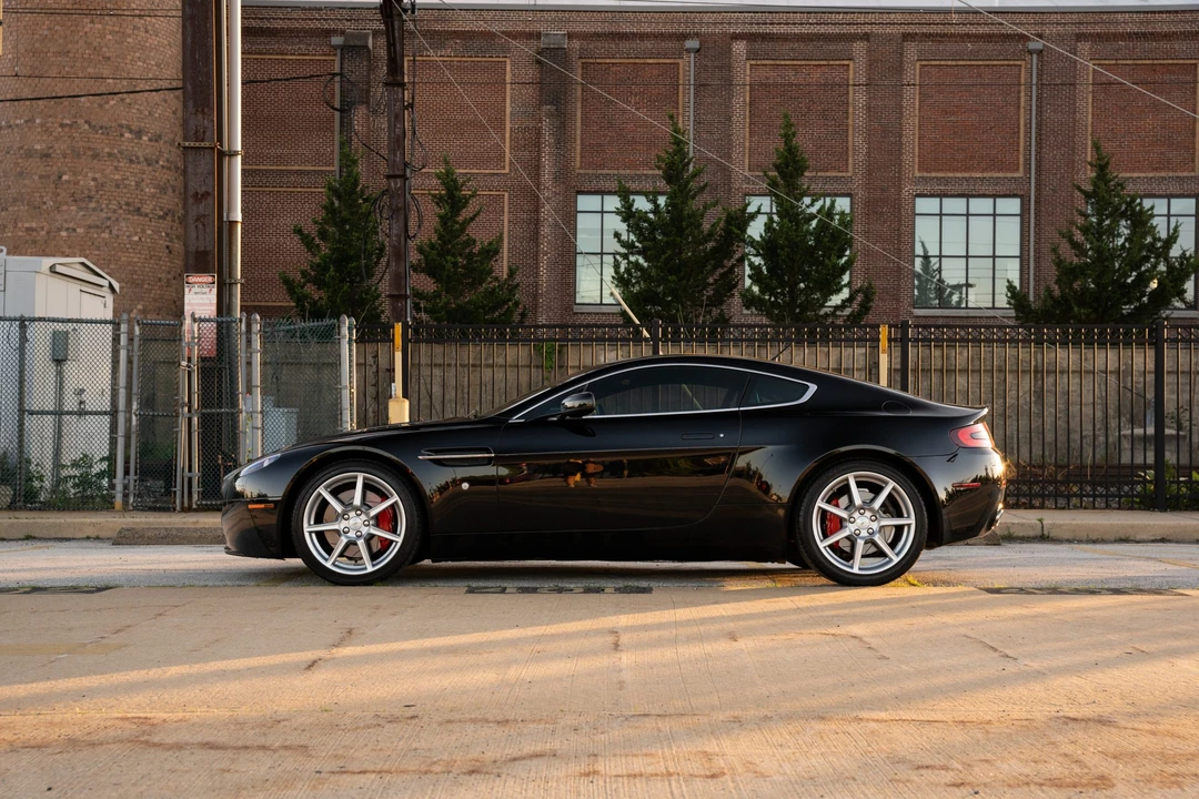 2006 Aston Martin V8 Vantage (2006-2017) - Image 12 of 31