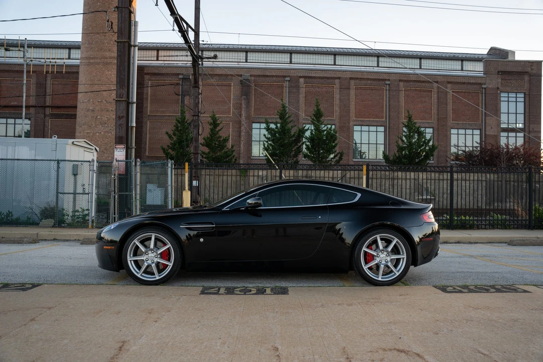 2006 Aston Martin V8 Vantage (2006-2017) - Image 9 of 31
