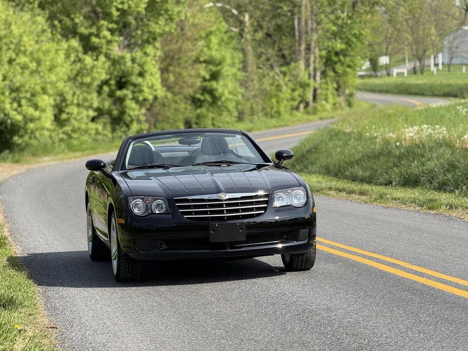 2006 Chrysler Crossfire - Image 11 of 31