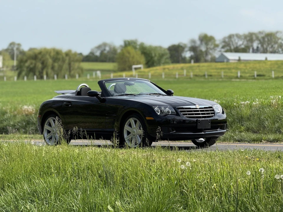 2006 Chrysler Crossfire - Image 28 of 31