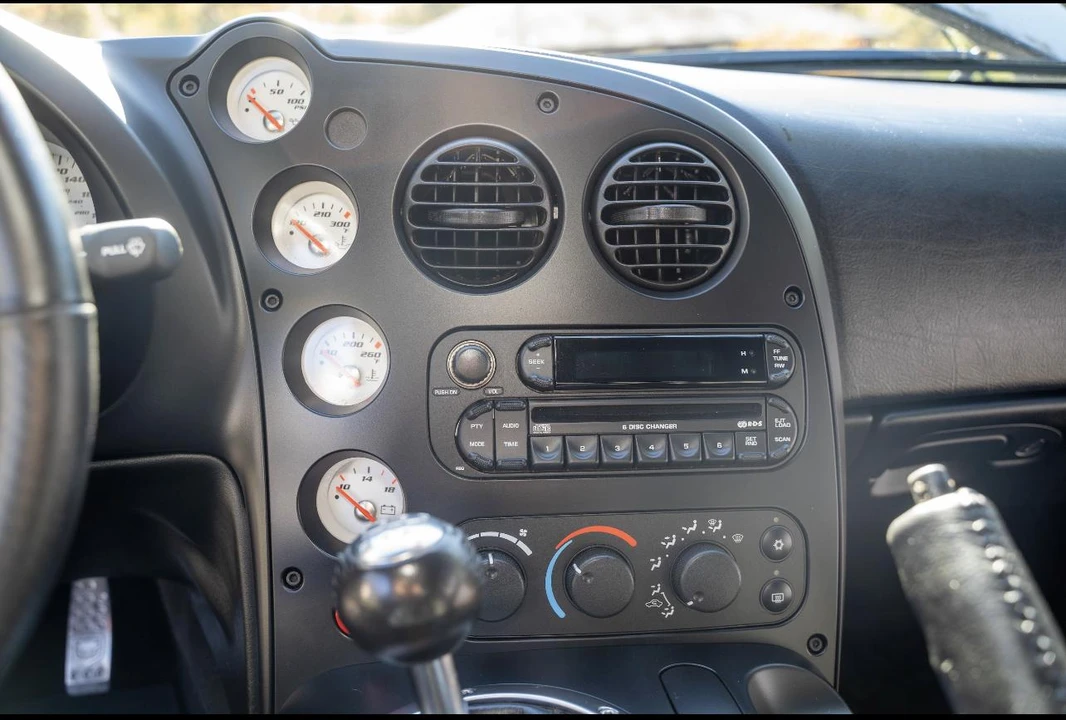 2006 Dodge Viper 3rd Gen - Image 20 of 31