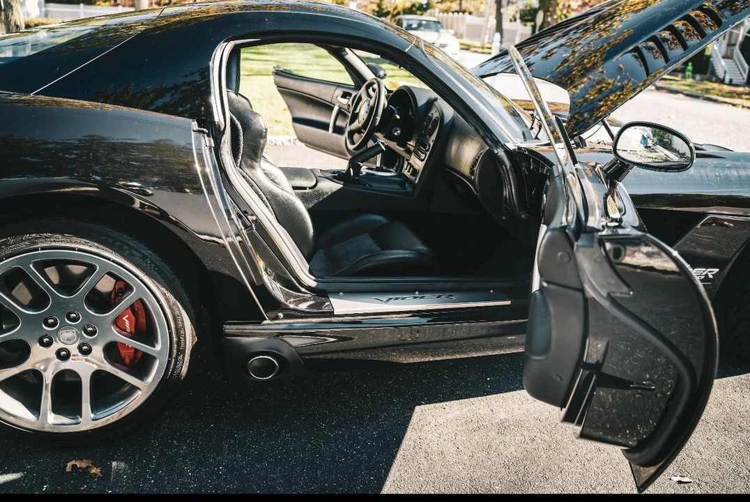 2006 Dodge Viper 3rd Gen - Image 27 of 31