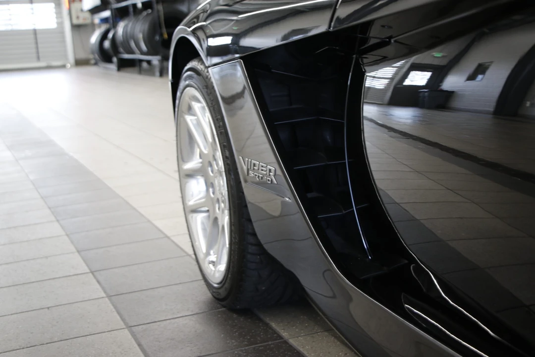 2006 Dodge Viper 3rd Gen - Image 20 of 31