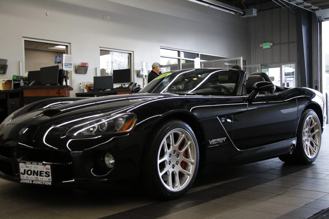 2006 Dodge Viper 3rd Gen - Image 4 of 31