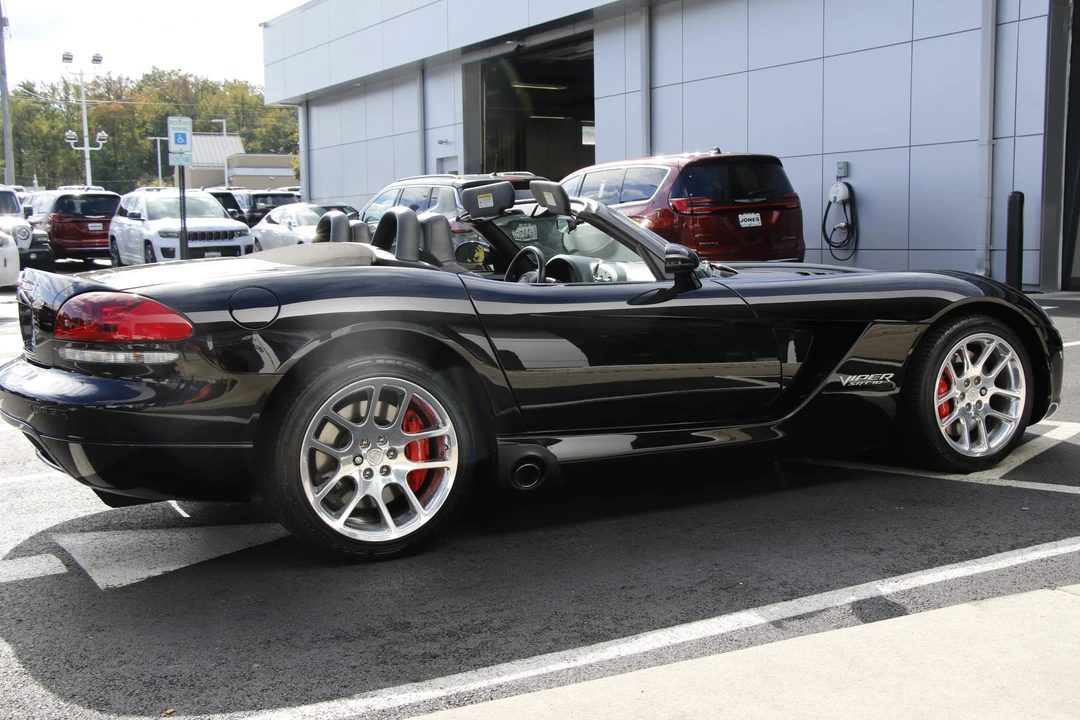 2006 Dodge Viper 3rd Gen - Image 12 of 31