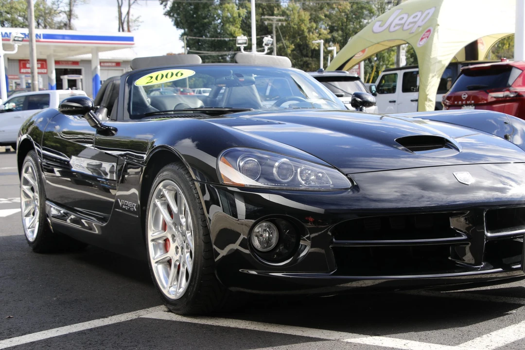 2006 Dodge Viper 3rd Gen - Image 15 of 31
