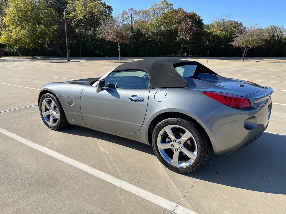 2007 Pontiac Solstice - Image 18 of 31