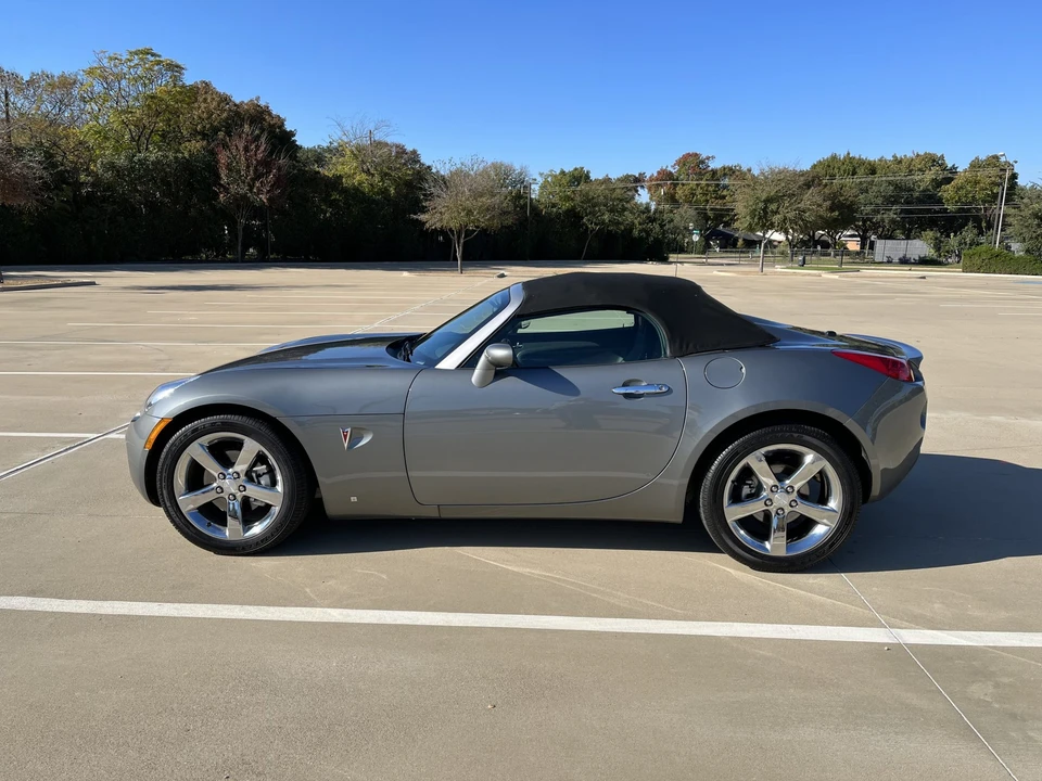 2007 Pontiac Solstice - Image 17 of 31