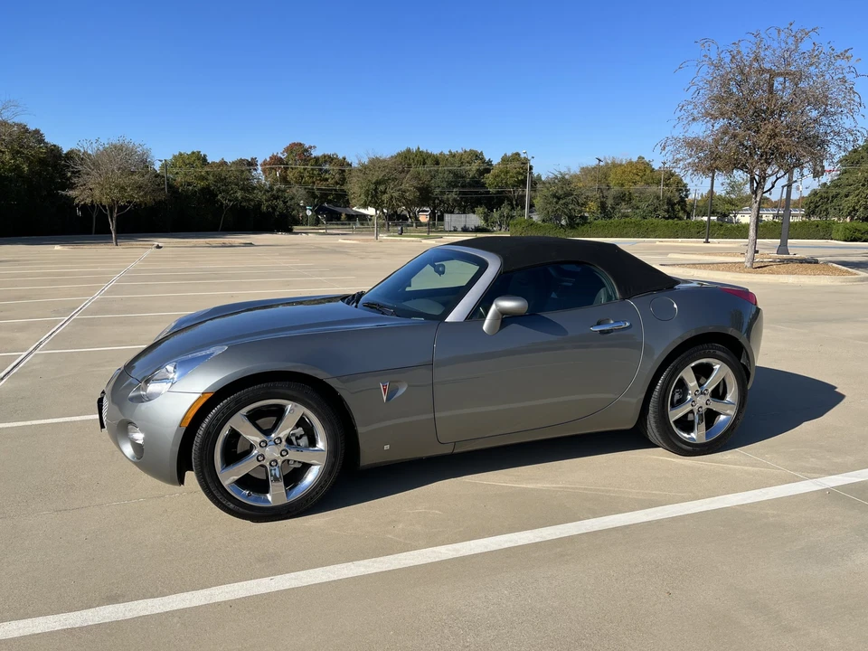 2007 Pontiac Solstice - Image 16 of 31