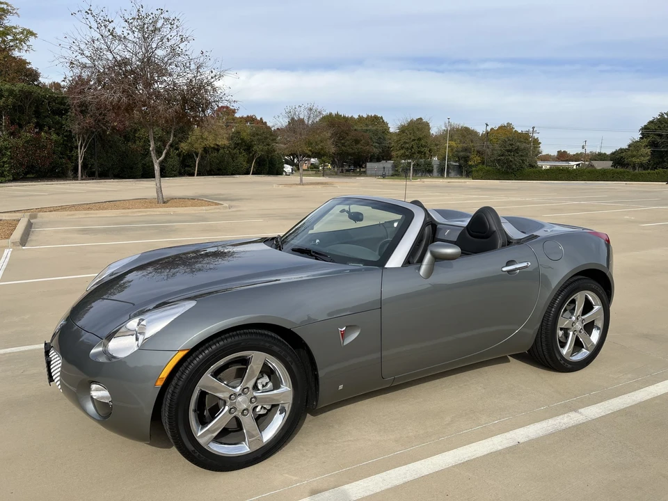 2007 Pontiac Solstice - Image 3 of 31